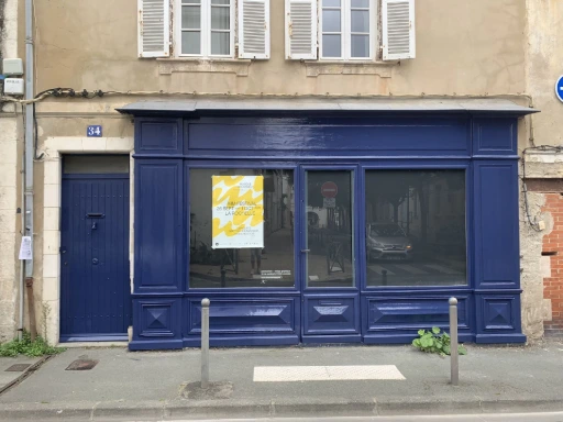 peinture façade magasin après